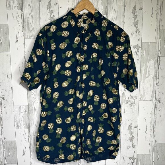 Artistry In Motion Pineapple SHORT SLEEVE BUTTON UP SHIRT Large Navy Blue - Picture 1 of 8